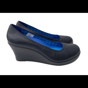 👡Crocs Leather Wedge Heels - Size 10